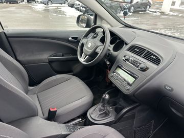 Car image 13