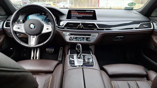 BMW 740 xDrive 250 kW image number 26