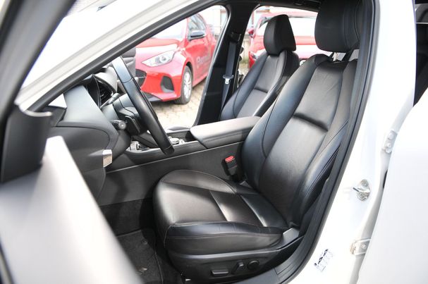 Mazda 3 SKYACTIV-X SELECTION 132 kW image number 14