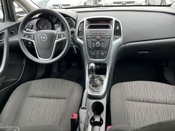 Car image 9