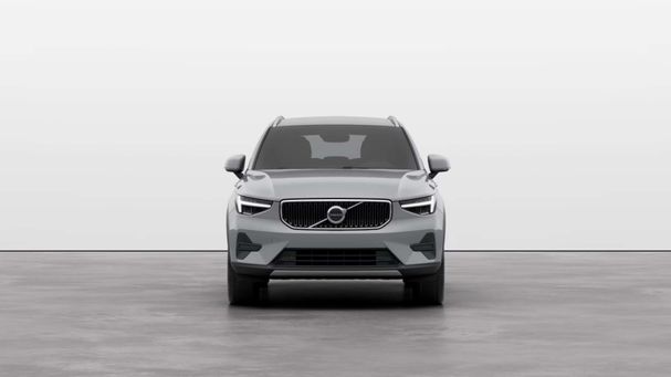 Volvo XC40 B4 Core 145 kW image number 6