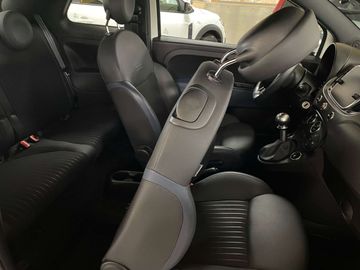 Car image 14