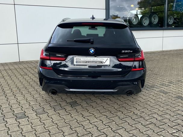 BMW 330e Touring M Sport 215 kW image number 3