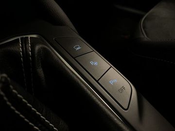 Car image 36