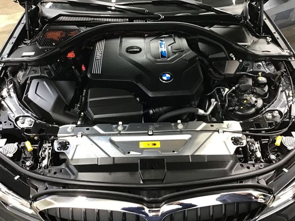 BMW 320 e Touring M Sport 150 kW image number 13