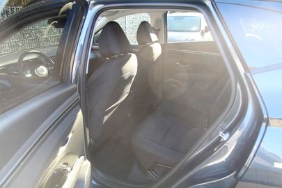 Car image 21