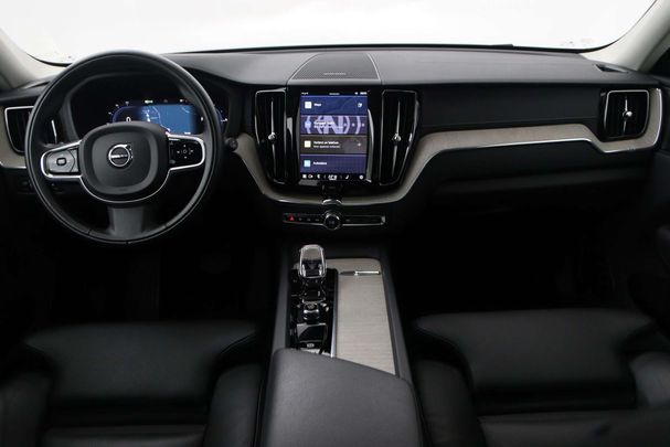 Volvo XC60 Recharge T8 AWD 288 kW image number 3