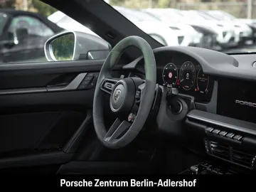 Car image 36