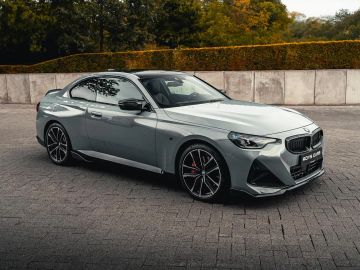 Car image 2