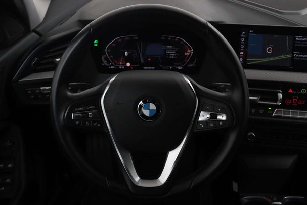 BMW 118i 100 kW image number 4