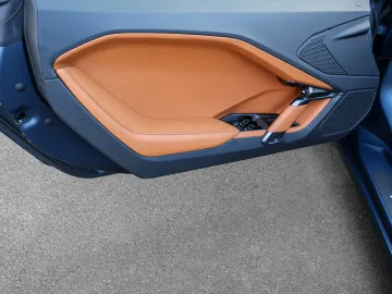 Car image 29