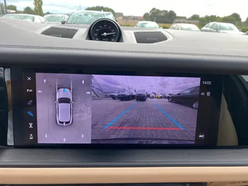 Car image 37