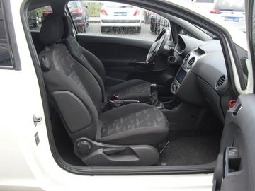 Car image 10