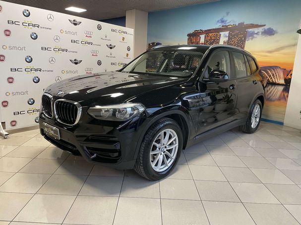 BMW X3 sDrive 110 kW image number 1