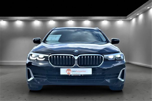 BMW 530 Touring Luxury Line 215 kW image number 3