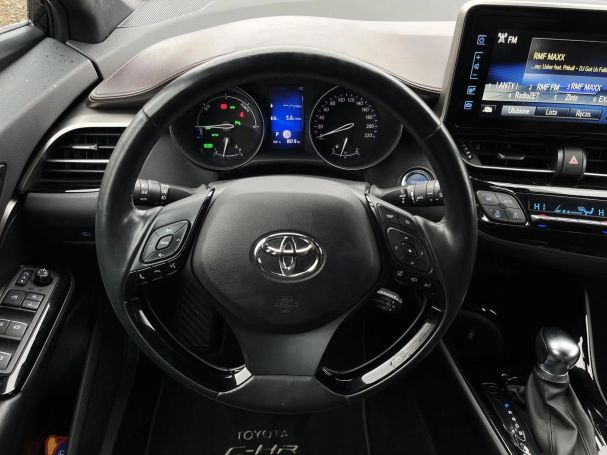 Toyota C-HR 90 kW image number 19