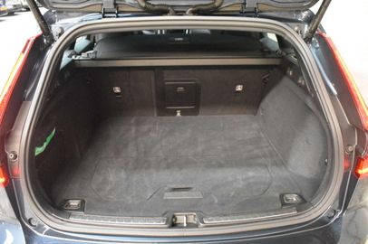 Car image 36