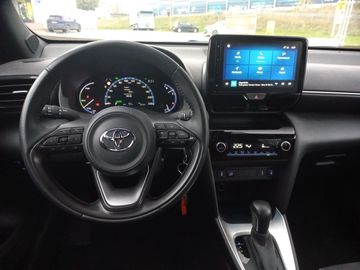 Car image 12