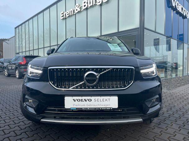 Volvo XC40 Momentum 192 kW image number 2