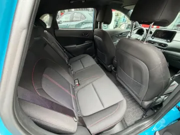 Car image 27
