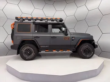 Car image 4
