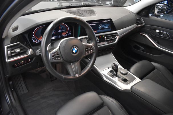 BMW 330i Touring 190 kW image number 10