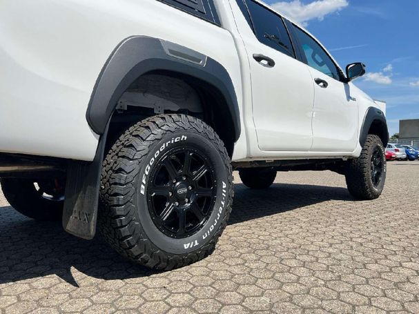 Toyota Hilux 4x4 150 kW image number 13