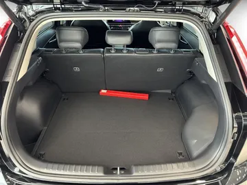 Car image 29