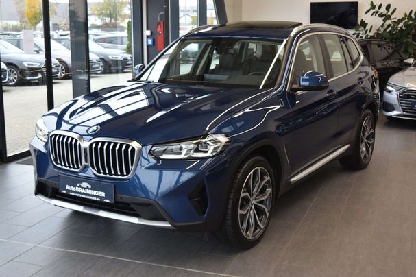 BMW X3 xDrive 210 kW image number 1