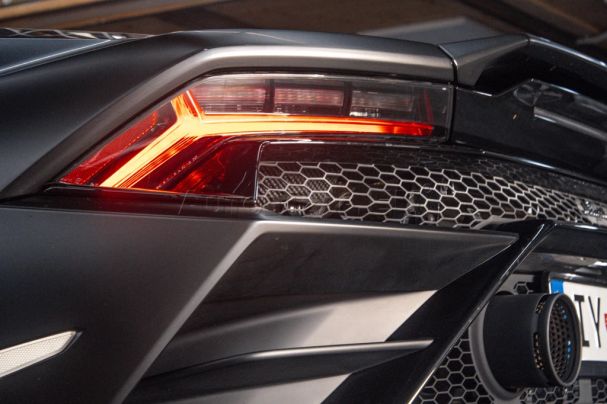 Lamborghini Huracan 449 kW image number 22