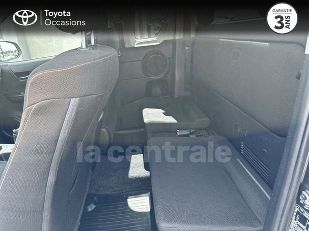 Toyota Hilux D Cab 2.4 4D 4WD 110 kW image number 19