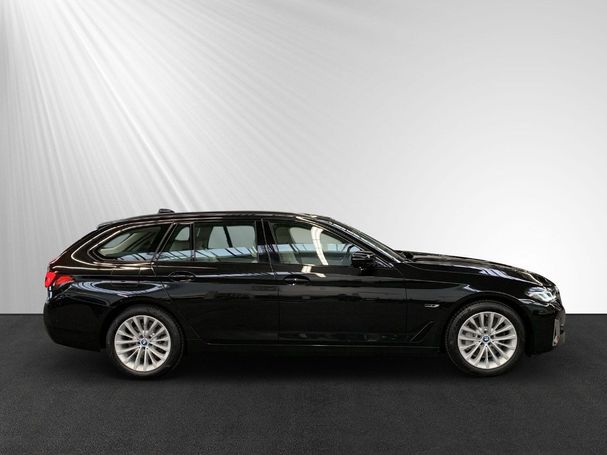 BMW 530 Touring 215 kW image number 2