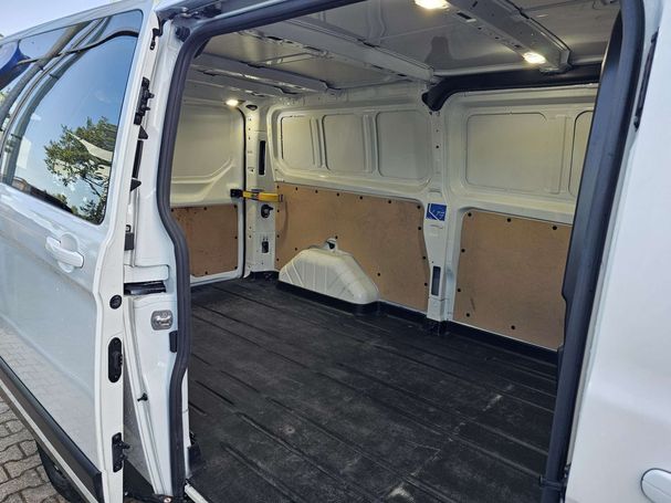 Ford Transit Custom 300 L2H1 2.0 TDCi Trail 96 kW image number 11