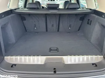 Car image 39