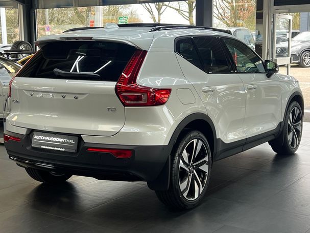 Volvo XC40 Plus Dark 95 kW image number 11