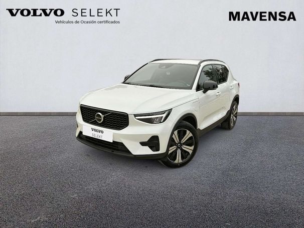 Volvo XC40 Recharge T4 Plus Dark 155 kW image number 1