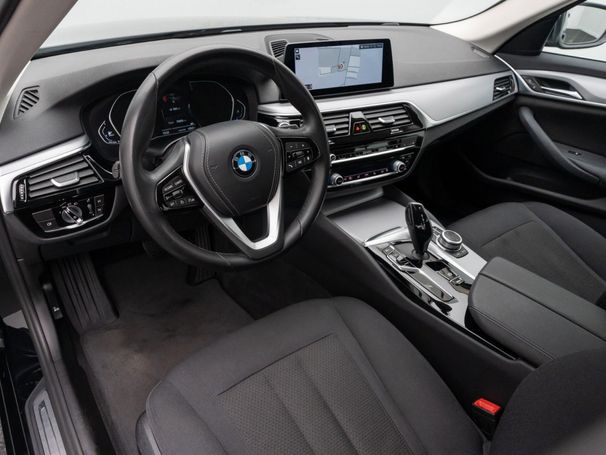 BMW 520d 140 kW image number 25