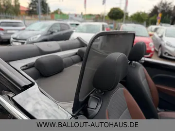 Car image 38