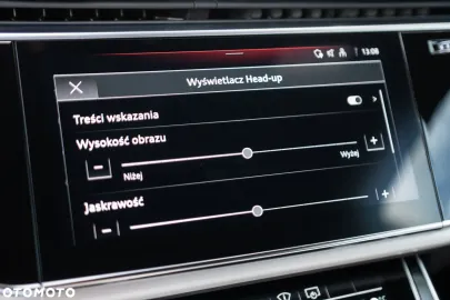 Car image 40