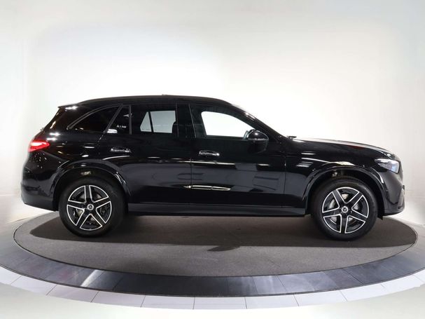 Mercedes-Benz GLC 300 e AMG Line 4Matic 230 kW image number 6