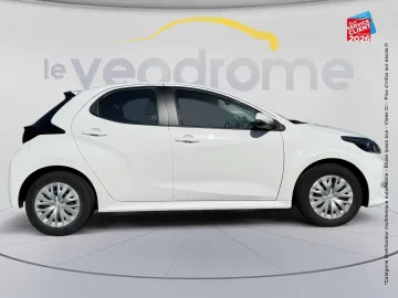 Car image 3