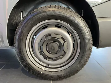 Car image 45