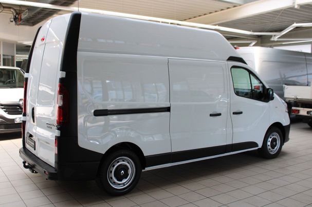 Renault Trafic 145 107 kW image number 2