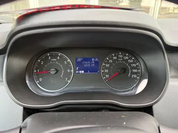 Car image 21