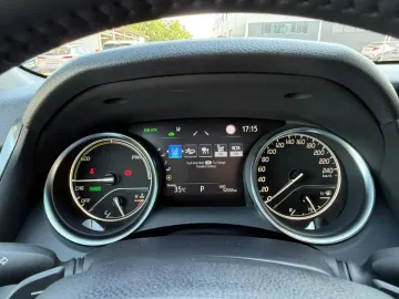 Car image 28