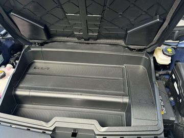 Car image 37