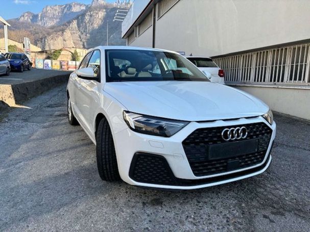 Audi A1 1.0 Sportback 85 kW image number 2