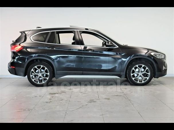 BMW X1 sDrive18i xLine 100 kW image number 3