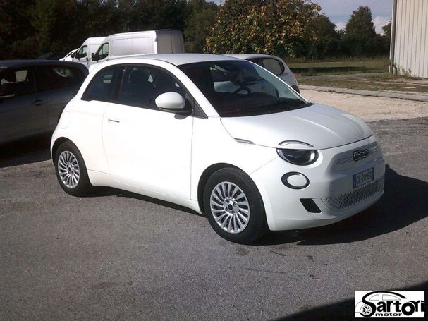 Fiat 500 e 70 kW image number 2