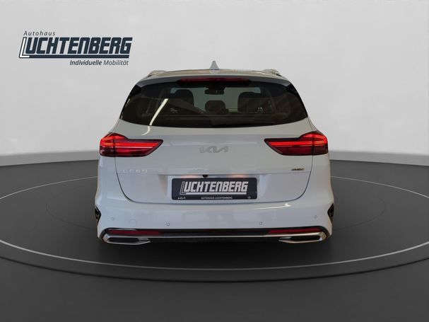 Kia Ceed Sportswagon Plug-in Hybrid Vision 104 kW image number 3